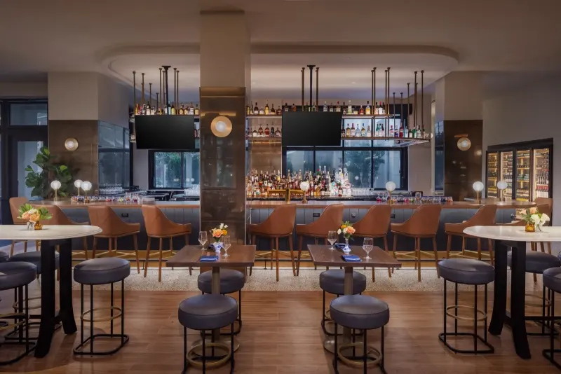 Leeward: Restaurant · Upper King