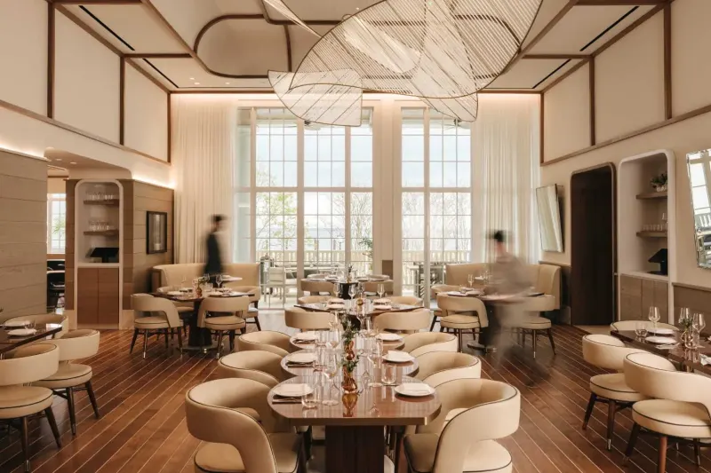 The Crossing: Restaurant · French Quarter